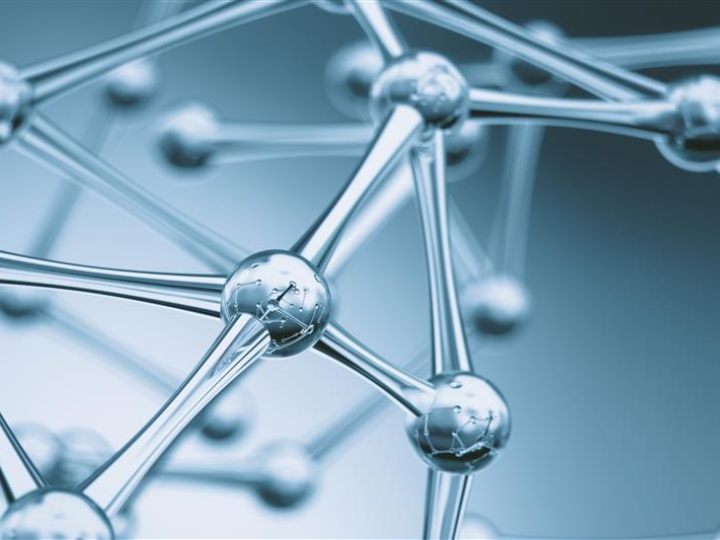 A plastic structure of connected balls and rods resembling a molecule